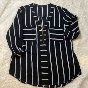 Express‎ Black And White/blue Striped Blouse